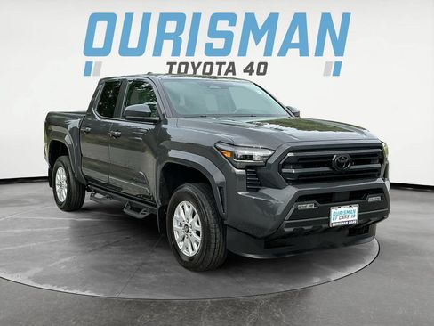 Used 2026 Toyota Tacoma SR5 AWD/4WD image 1