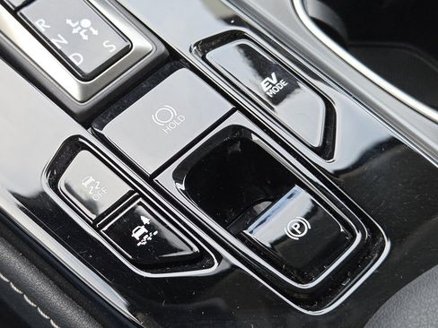 Certified 2025 Lexus NX 350h 350h Premium image 18