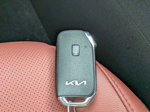 Certified 2024 Kia Sportage SX FWD image 33