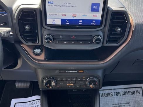 Used 2023 Ford Bronco Sport Outer Banks w/ Tech Package image 17