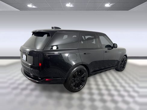 Used 2026 Land Rover Range Rover Autobiography AWD/4WD image 9