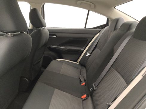 Used 2021 Nissan Versa SV FWD image 18