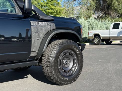 Used 2024 Ford Bronco Everglades AWD/4WD image 7