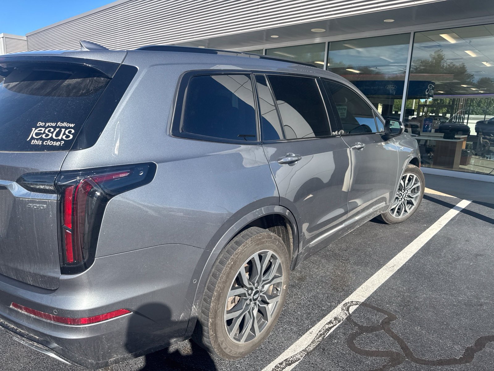 Used 2021 Cadillac XT6 Sport AWD/4WD image 3