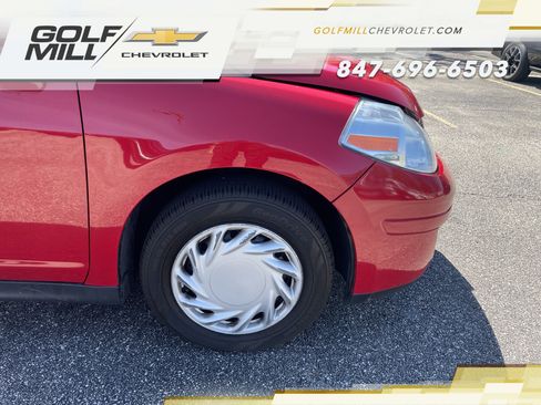 Used 2011 Nissan Versa 1.8 S FWD image 29