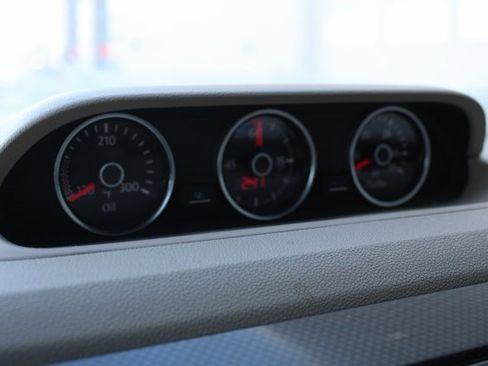 Used 2015 Volkswagen Beetle R-Line image 16