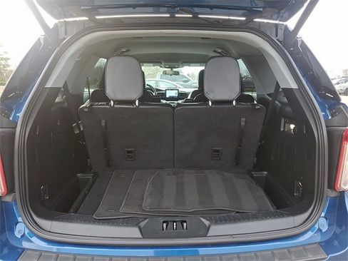 Used 2021 Ford Explorer XLT w/ Equipment Group 202A image 23