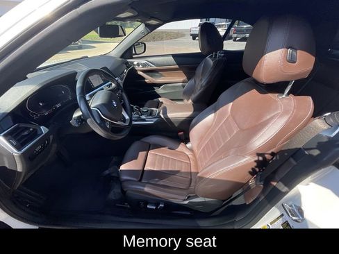 Used 2022 BMW 430i Convertible w/ Premium Package image 16