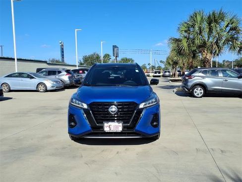 Certified 2021 Nissan Kicks SR image 8