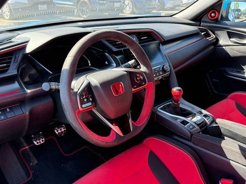 Used 2020 Honda Civic Type R image 2