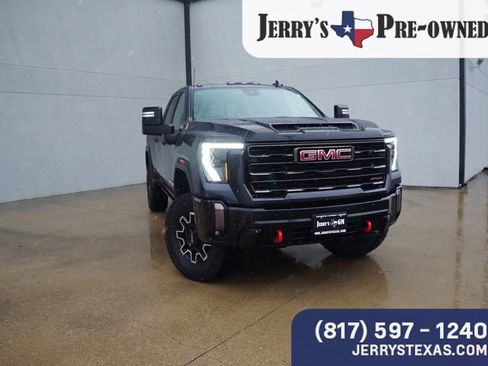 Used 2024 GMC Sierra 2500 AT4X image 6