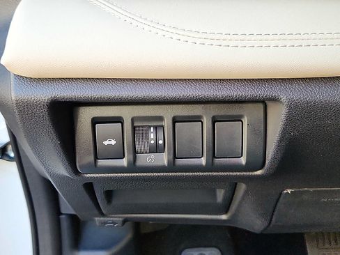 Used 2024 Subaru Legacy Limited AWD/4WD image 22
