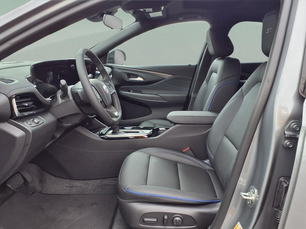 New 2026 Buick Envista Sport Touring w/ Convenience I Package FWD image 10