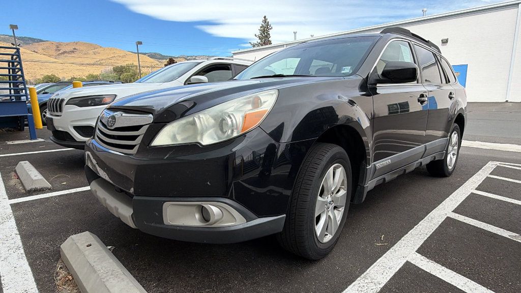 Used 2012 Subaru Outback 3.6R Limited AWD/4WD image 4