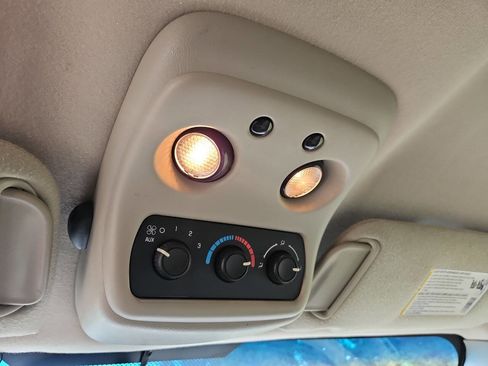 Used 2005 Chevrolet Tahoe LS w/ Cargo Package image 20