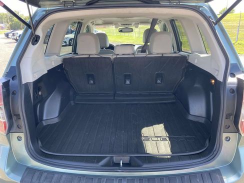 Used 2016 Subaru Forester 2.5i Touring w/ Eyesight & Navigation System AWD/4WD image 8