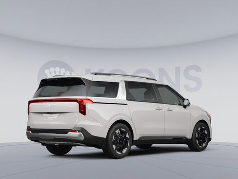 New 2026 Kia Carnival EX FWD image 4