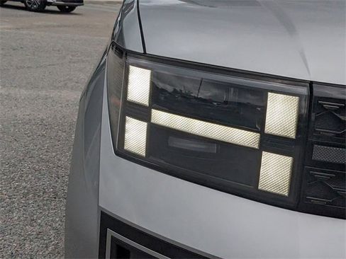 Used 2024 Hyundai Santa Fe Calligraphy image 11