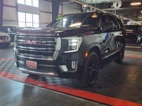 Used 2023 GMC Yukon SLT AWD/4WD image 4