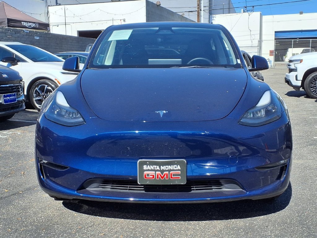 Used 2023 Tesla Model Y Long Range AWD/4WD image 2