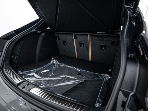 New 2025 Porsche Macan image 24