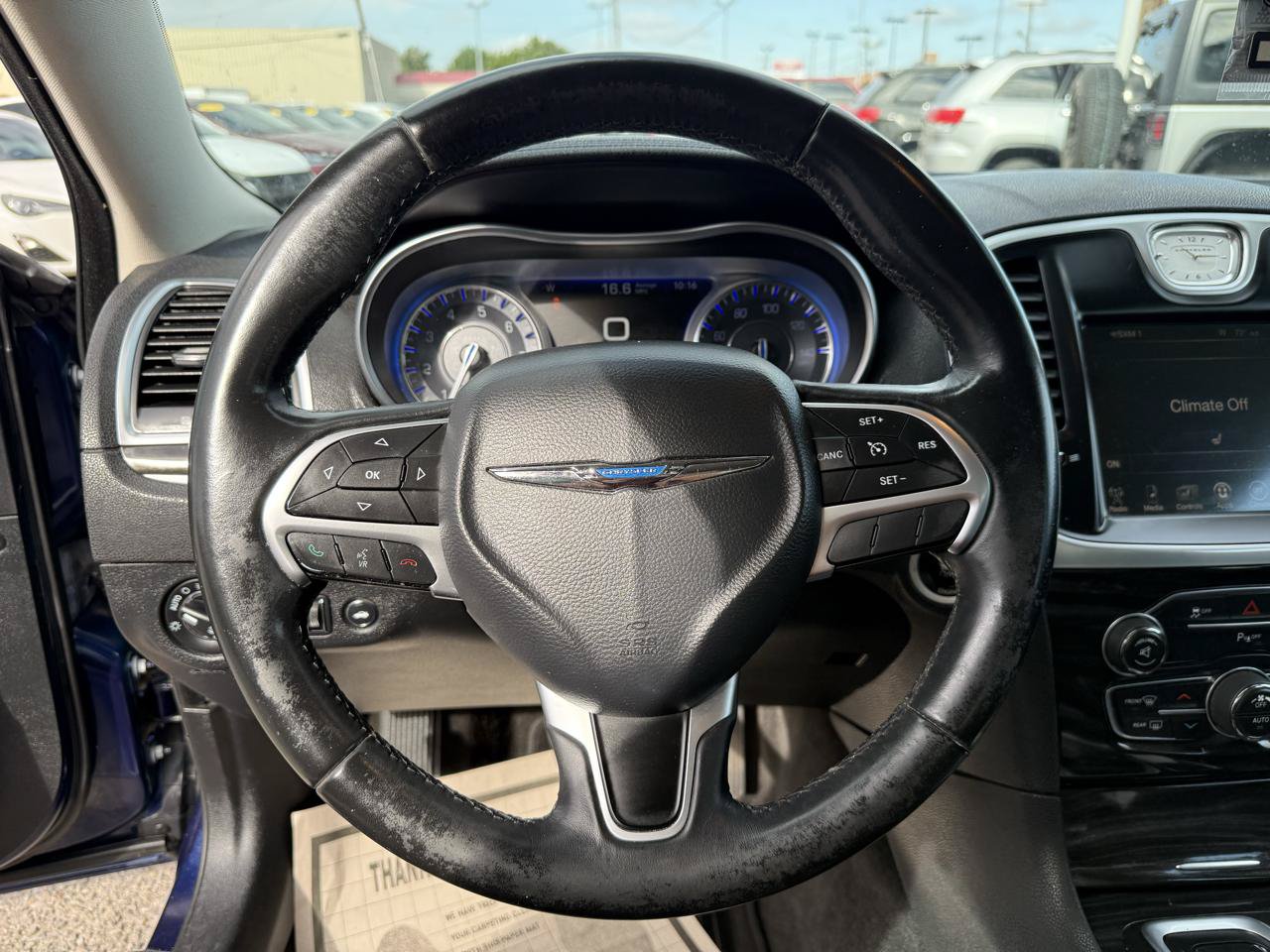 Used 2016 Chrysler 300 Limited RWD image 14