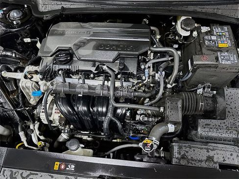 Used 2025 Kia K4 LXS image 9