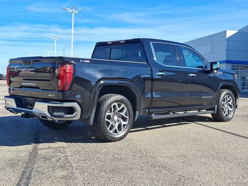 Certified 2023 GMC Sierra 1500 SLT w/ SLT Convenience Package image 6