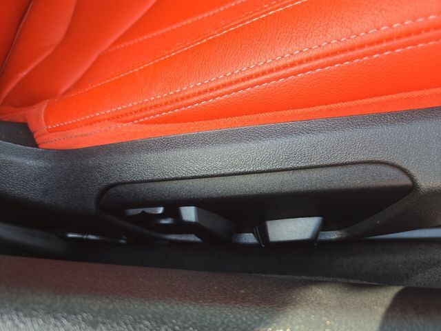 Used 2022 BMW Z4 M40i w/ Premium Package RWD image 29