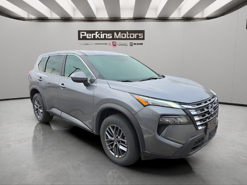 Used 2026 Nissan Rogue SV AWD/4WD image 8
