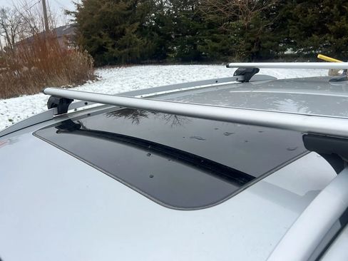 Used 2017 Nissan Rogue Sport SL w/ SL Premium Package image 8