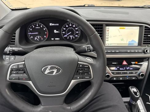 Used 2017 Hyundai Elantra Limited w/ Limited Ultimate Package 09 FWD image 13