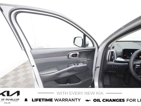 New 2026 Kia Sorento EX image 9