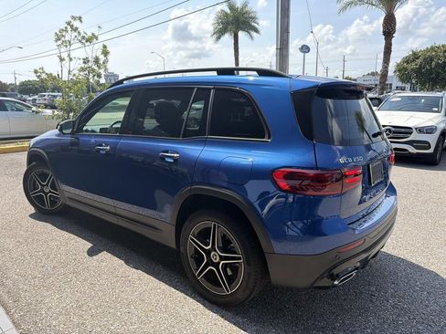 Used 2025 Mercedes-Benz GLB 250 image 5