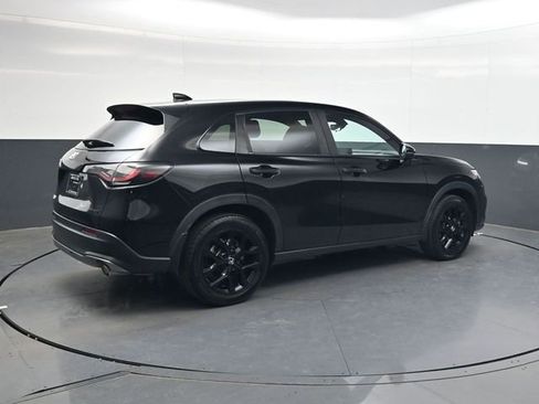 Used 2024 Honda HR-V Sport image 4