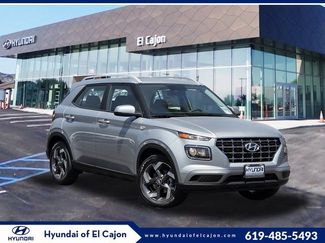 New 2025 Hyundai Venue SEL video 1