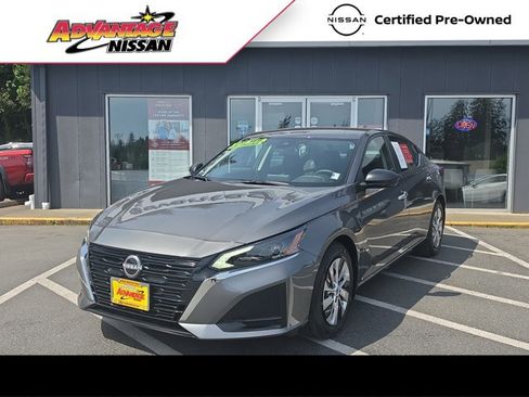 Certified 2025 Nissan Altima 2.5 S FWD image 1