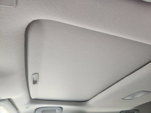 Used 2026 Toyota Corolla Cross LE w/ Moonroof Package FWD image 59