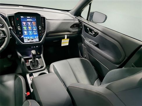 Certified 2025 Subaru Forester Touring w/ Protection Package image 28