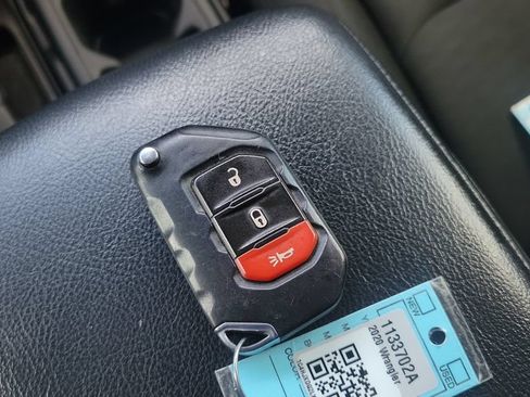 Used 2020 Jeep Wrangler Unlimited Sport S AWD/4WD image 24