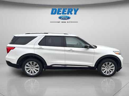 Used 2022 Ford Explorer Limited w/ Equipment Group 301A image 10