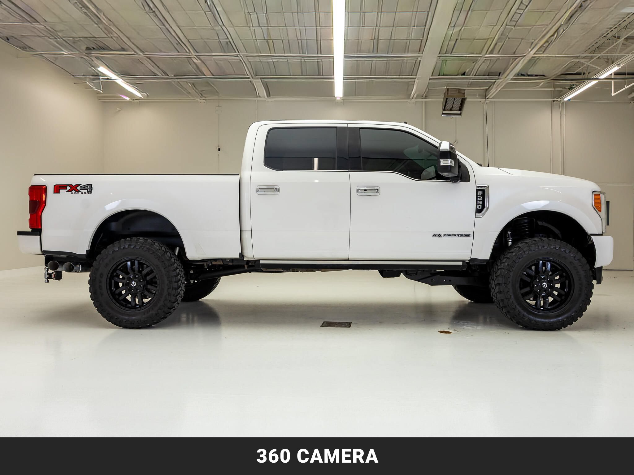 Used 2019 Ford F250 Platinum w/ Platinum Ultimate Package AWD/4WD image 10