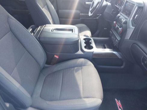 Used 2019 Chevrolet Silverado 1500 LT Trail Boss image 26