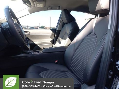 Used 2023 Toyota Camry SE w/ Cold Weather Package image 24