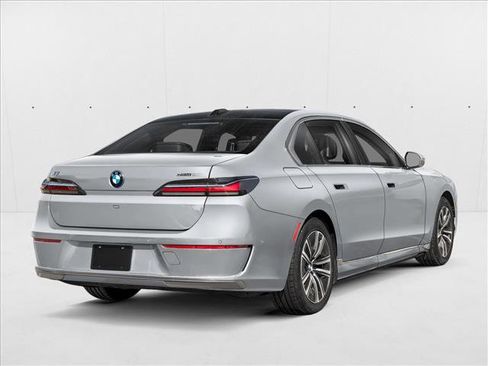 New 2026 BMW i7 xDrive60 image 2