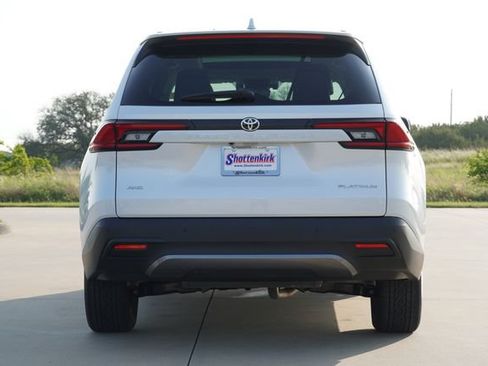 Used 2026 Toyota Grand Highlander AWD image 7