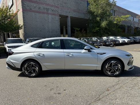 New 2026 Hyundai Sonata SEL image 8