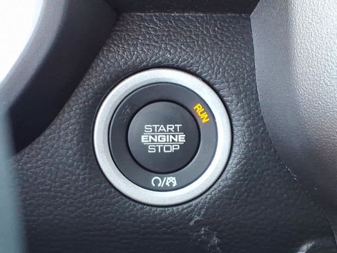 Used 2025 RAM 1500 Big Horn AWD/4WD image 43