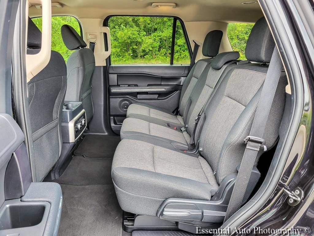 Used 2024 Ford Expedition XLT AWD/4WD image 10