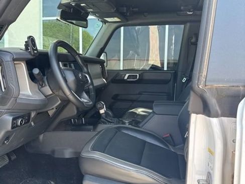 Used 2025 Ford Bronco Outer Banks w/ Sasquatch Package image 7